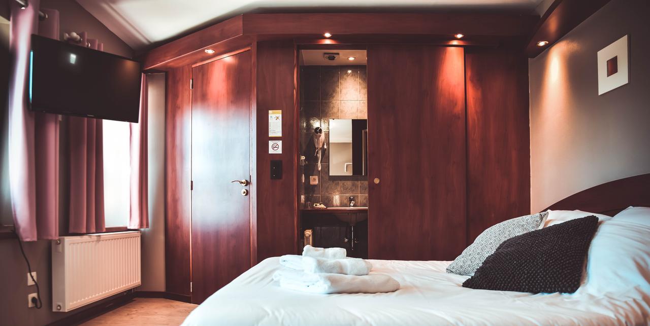 Rocroi Hotel L'Etoile De Marie מראה חיצוני תמונה